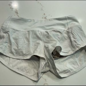 Lululemon white shorts size 4